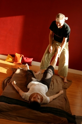 Relaxation Coréenne jambe seule
